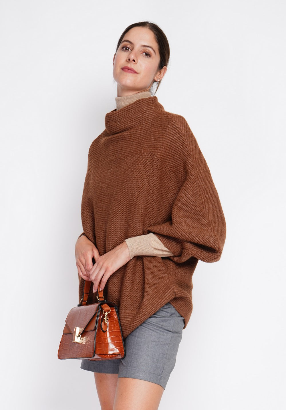 Long sleeve fancy knit turtleneck poncho sweater – Brown – Assuili