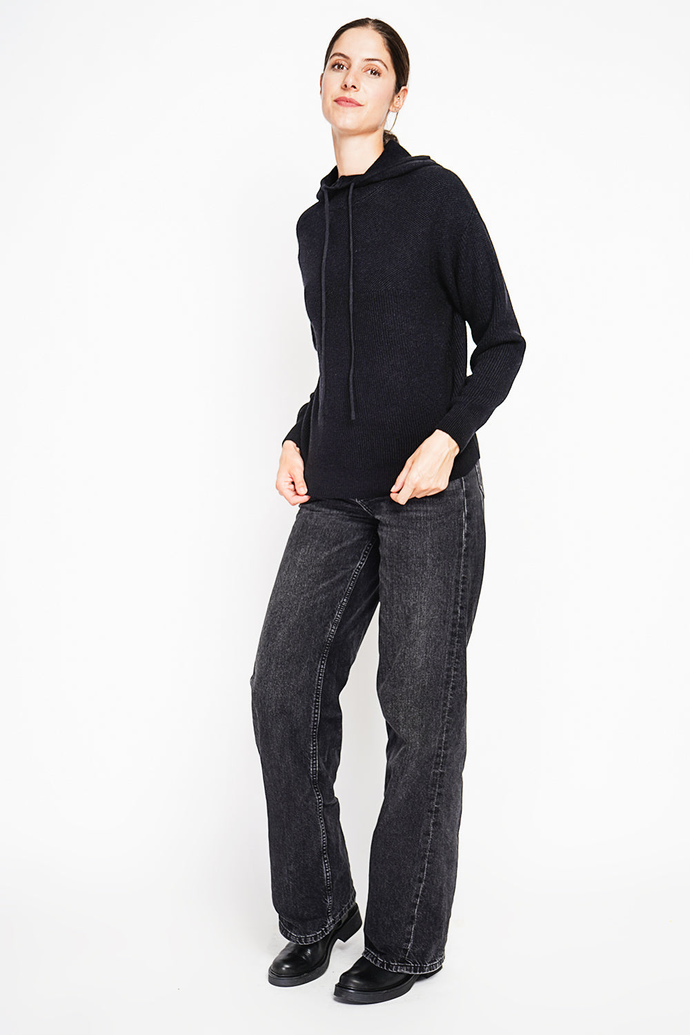 Pull à capuche oversize – Noir – Assuili