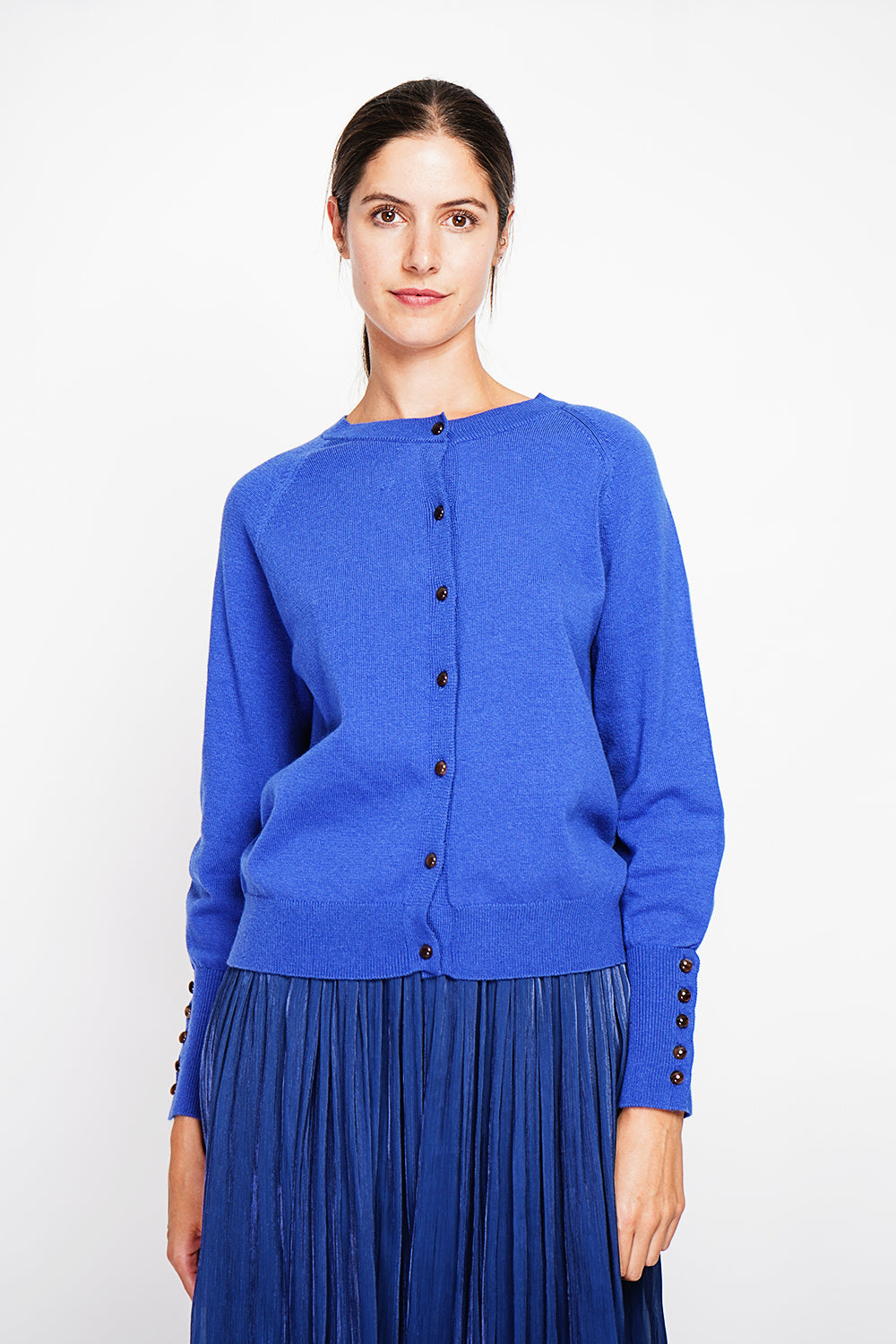 Crew neck oversized cut vest with button placket at the bottom of the long sleeves – Blue Royal – Assuili
