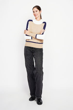 Oversized tri-color high neck sweater with long sleeves