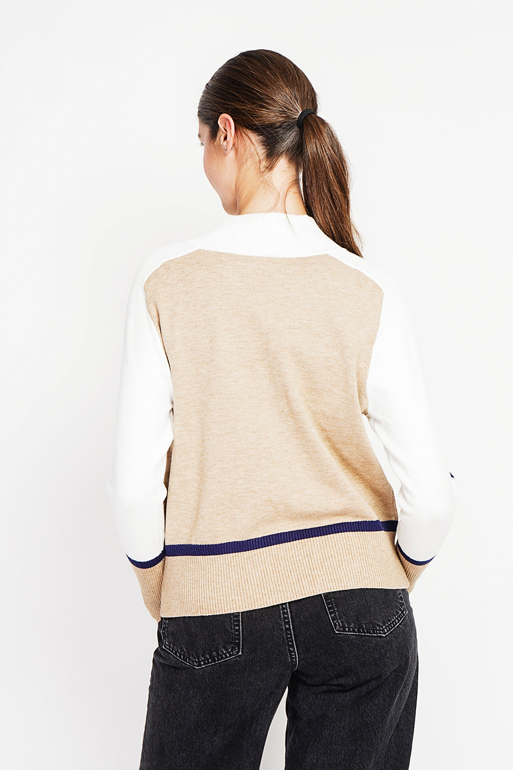 Oversized tri-color high neck sweater with long sleeves