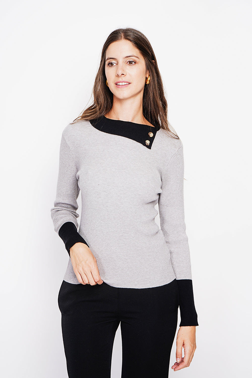Pull col montant boutonné – Gris clair – Assuili