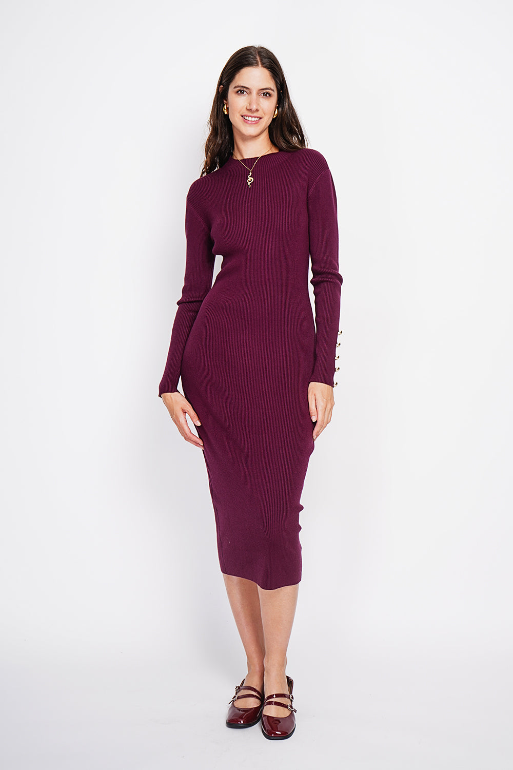 Ribbed high neck dress with buttoning on the long sleeves – Wine red – Assuili