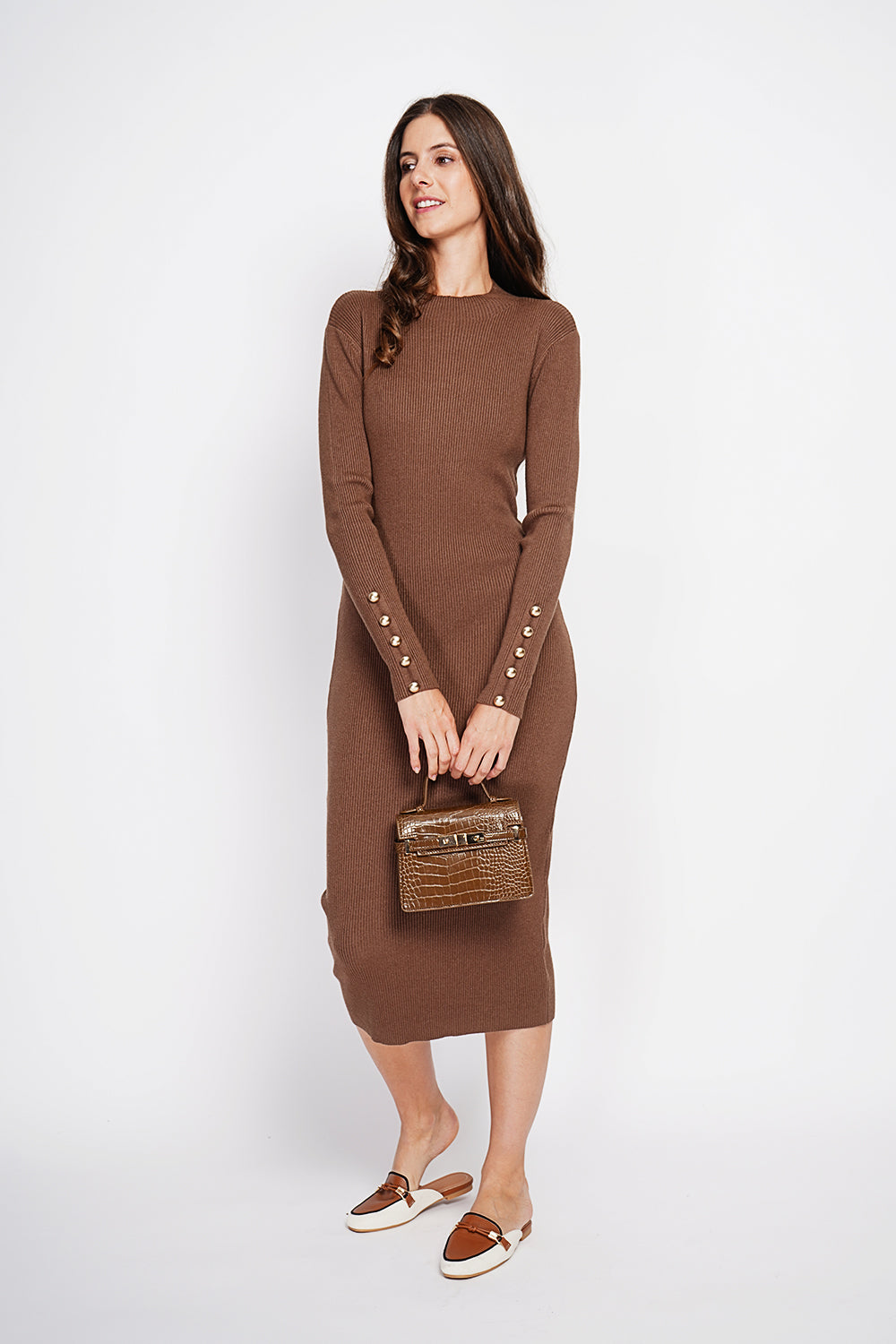Ribbed high neck dress with buttoning on the long sleeves – Brown – Assuili