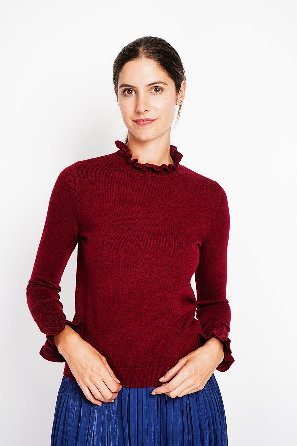 Pull col montant à volants – Bordeaux – Assuili