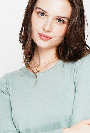 Classic round neck sweater knitted in 2 threads with long sleeves
