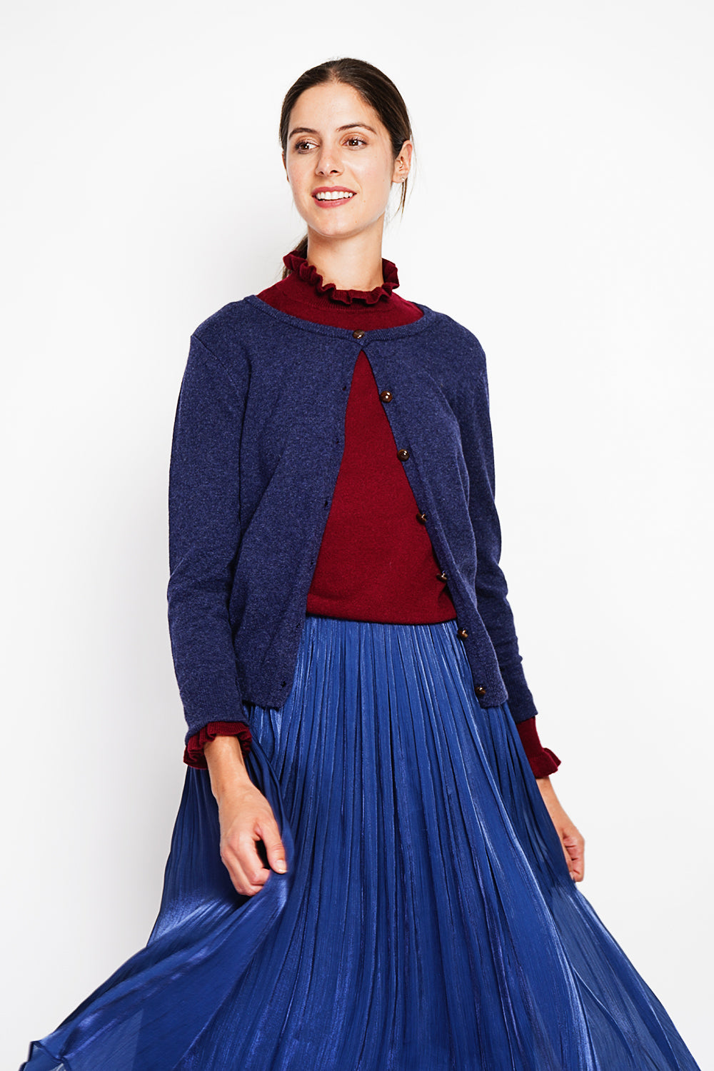 Fancy buttoned crew neck vest with long sleeves