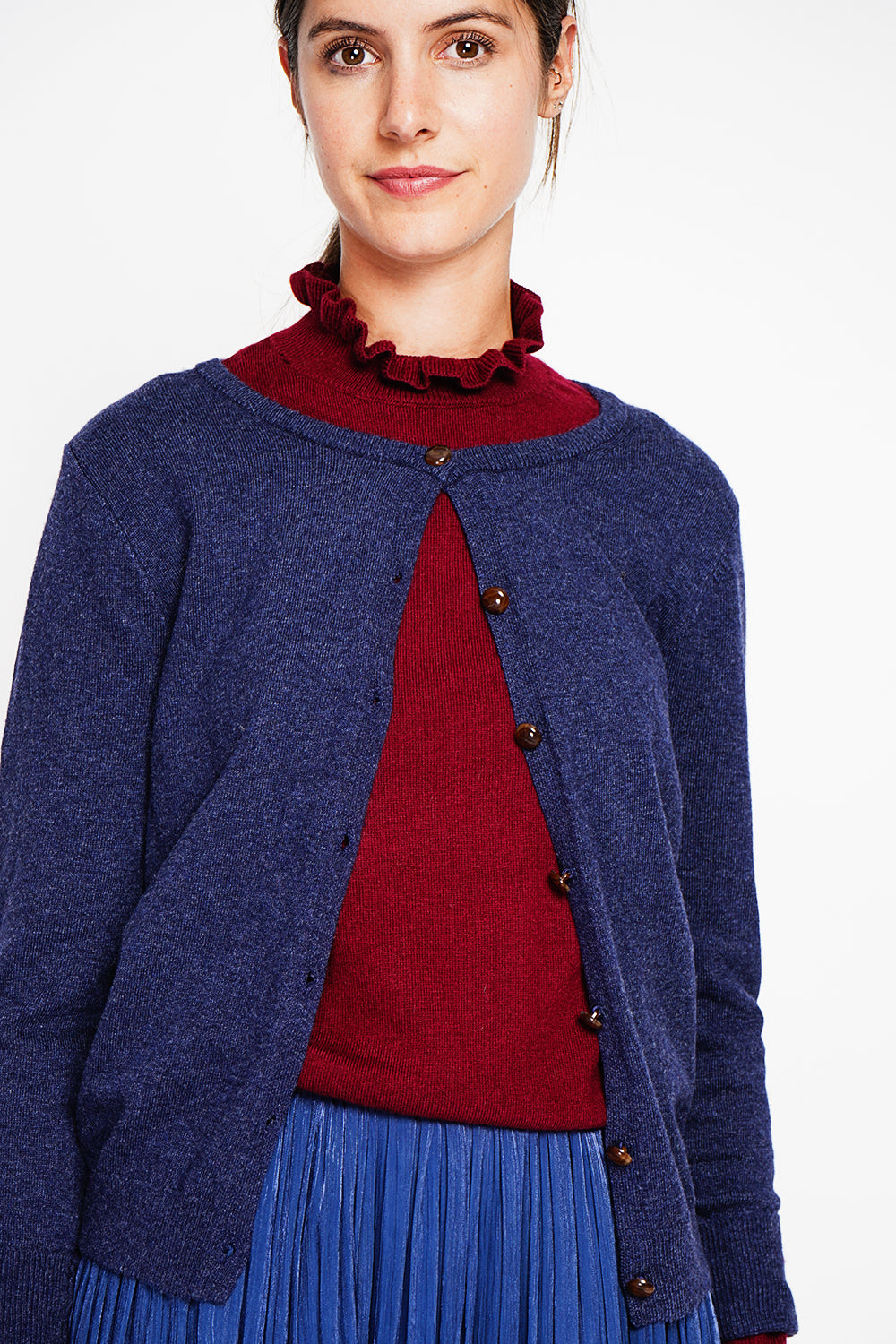 Fancy buttoned crew neck vest with long sleeves