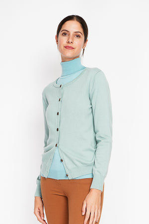 Fancy buttoned crew neck vest with long sleeves