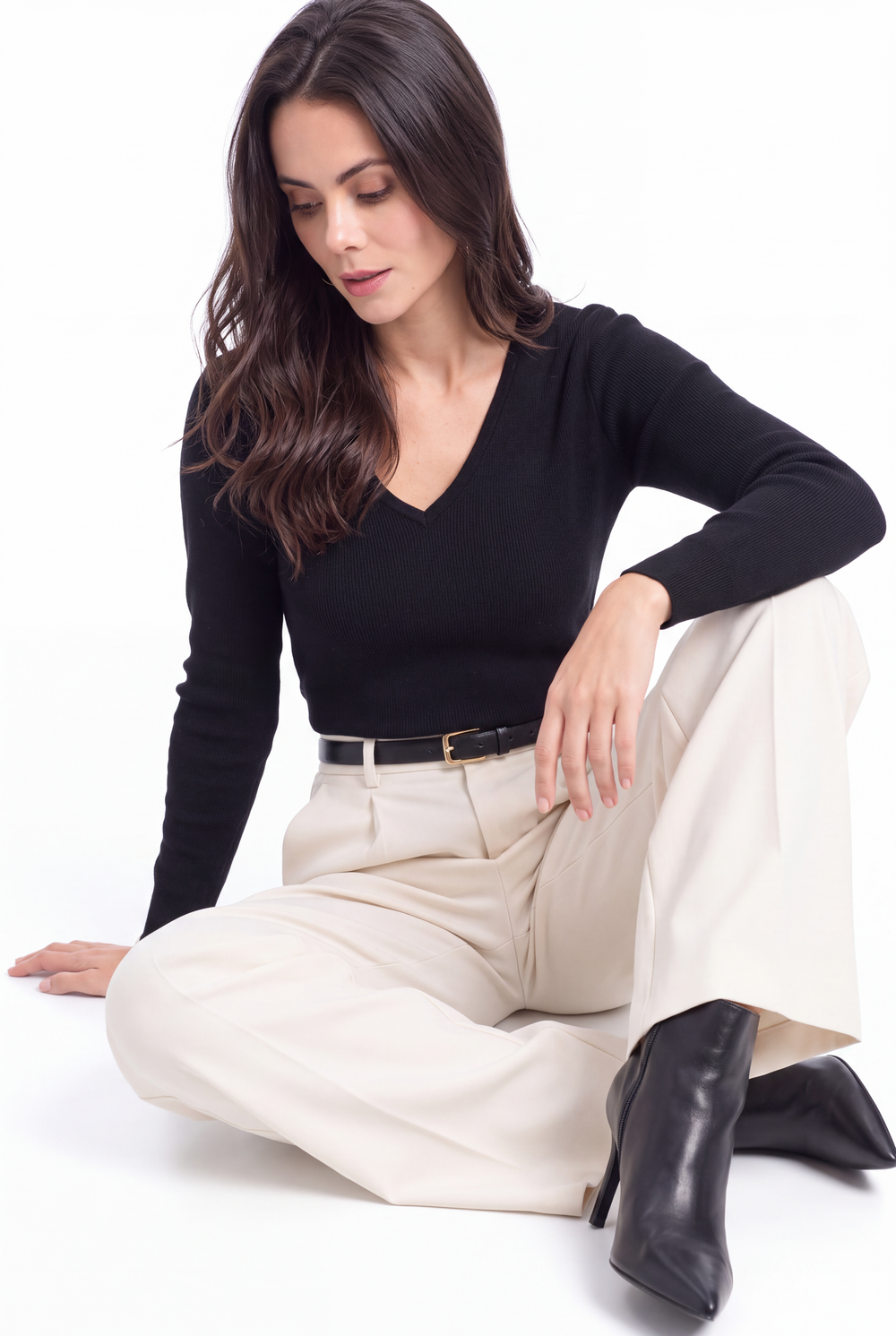 Pull col V classique 2 fils – Noir – Assuili