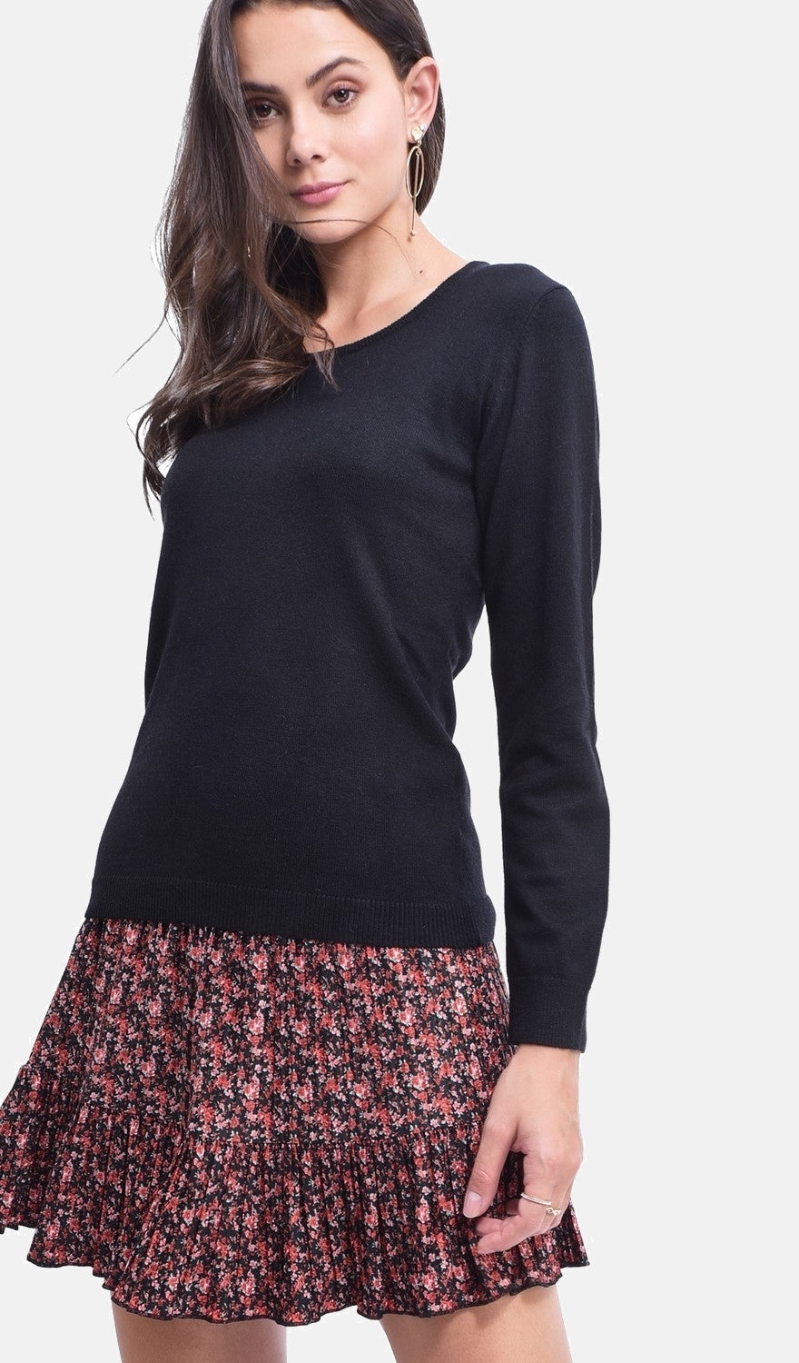 Classic round neck sweater with long sleeves, 2-ply knit – Black – Assuili