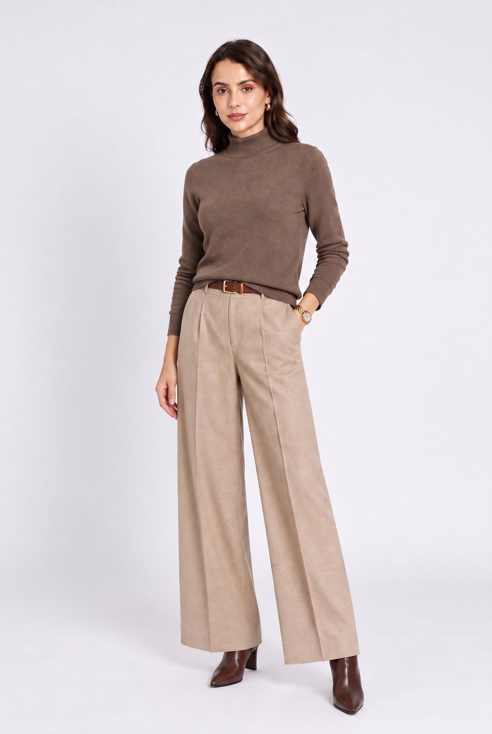Classic long-sleeved high-neck sweater in 2-ply knit – Brown – Assuili