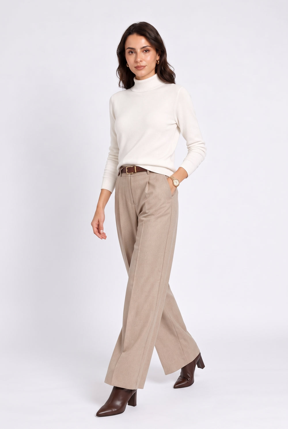 Classic long-sleeved high-neck sweater in 2-ply knit – Off white – Assuili