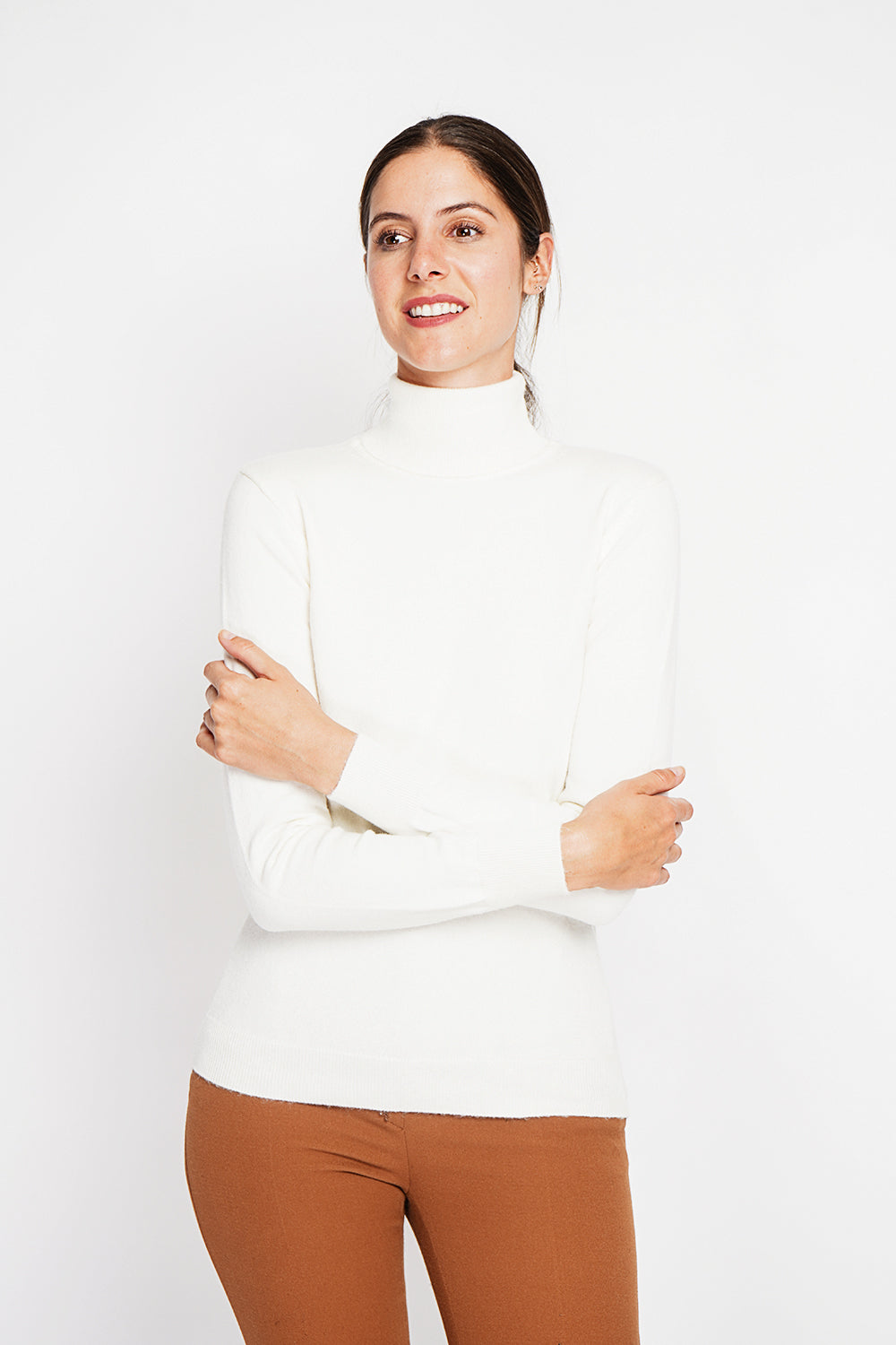 Classic long-sleeved turtleneck sweater in 2-ply knit – Off white – Assuili