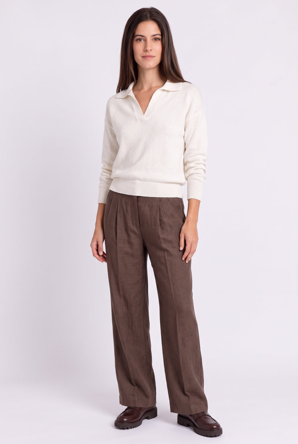 Pull col polo V oversize côtelé – Blanc cassé – Assuili