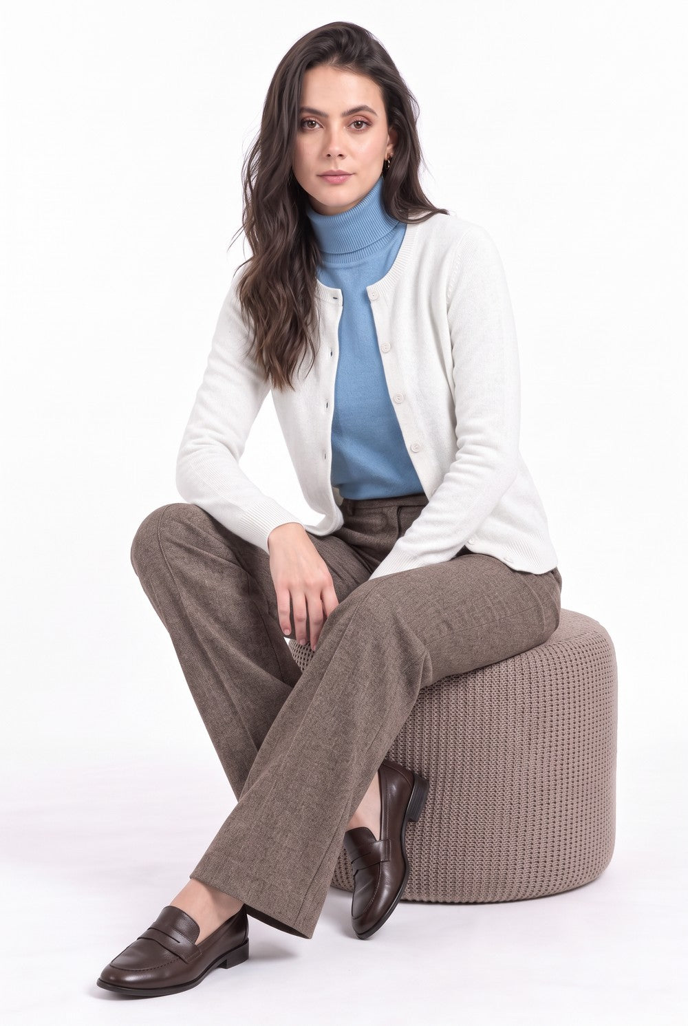 Gilet col rond boutons fantaisie – Blanc cassé – Assuili