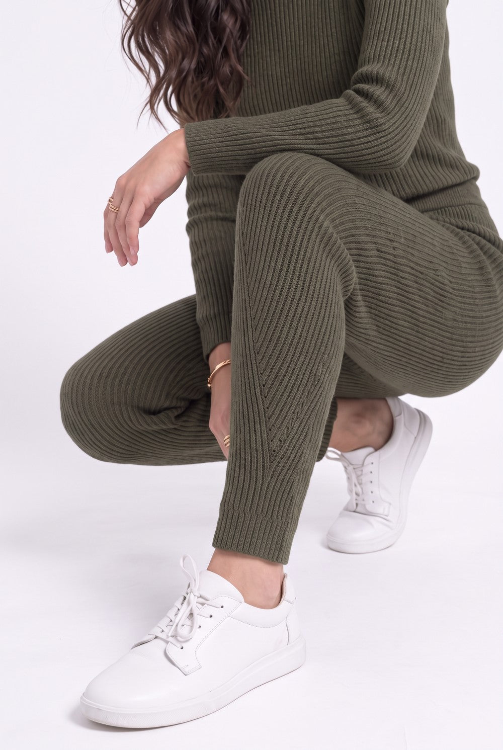 Pantalon taille haute côtelé – Kaki – Assuili