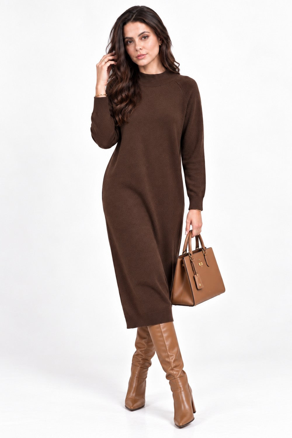 Robe col montant dos boutonné – Café – Assuili
