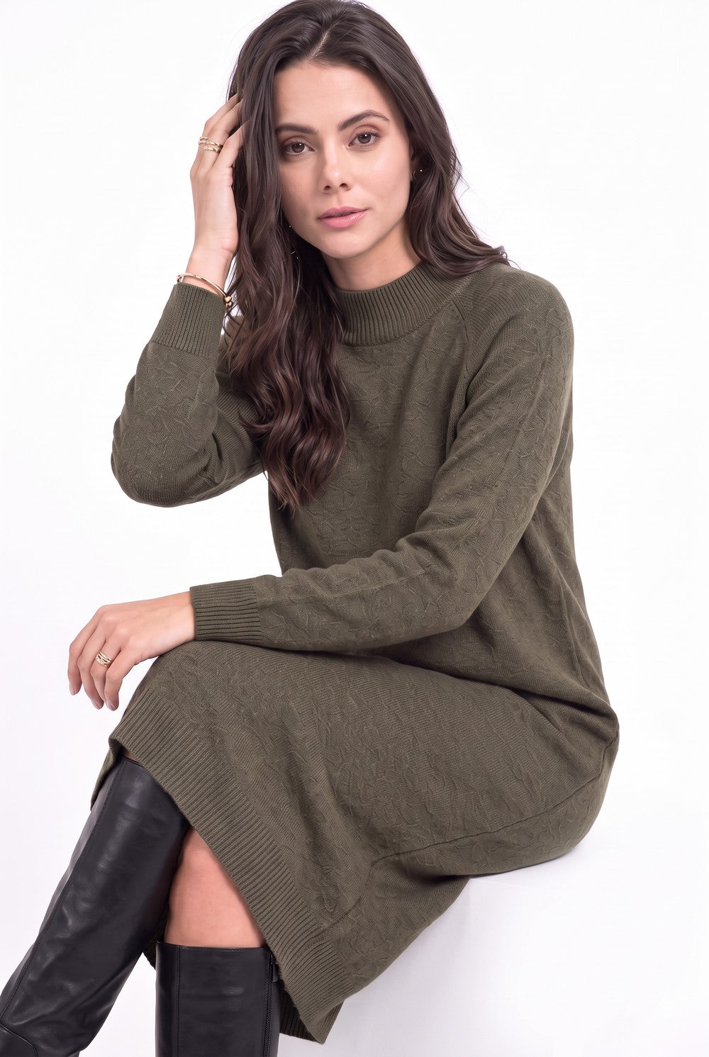 Robe col montant dos boutonné – Kaki – Assuili