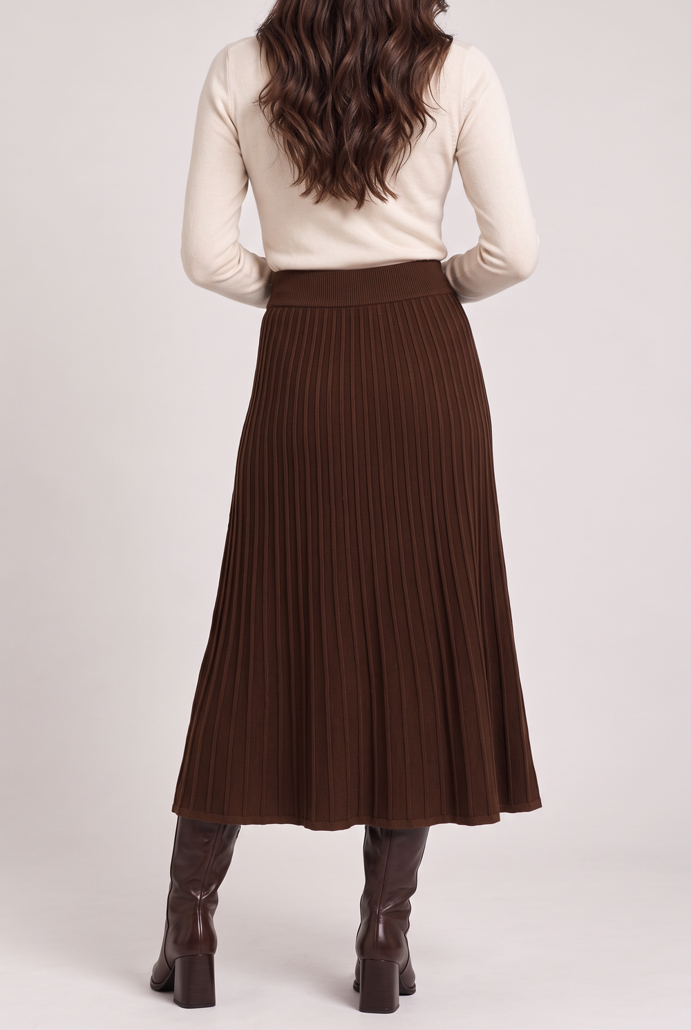 Long pleated knitted skirt, elasticated waist, 2-ply – Coffee – Assuili