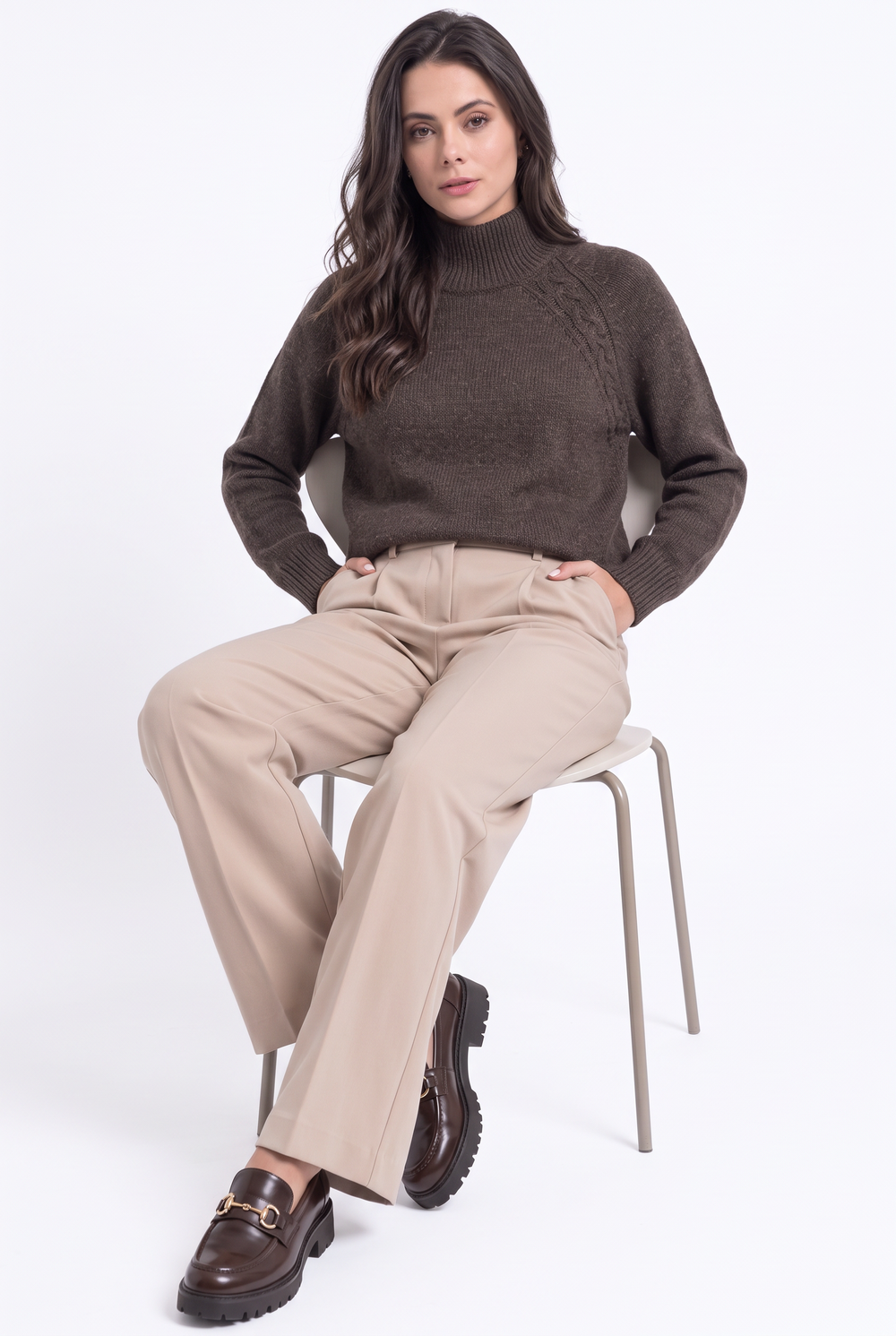 Pull col montant torsadé 4 fils – Café – Assuili