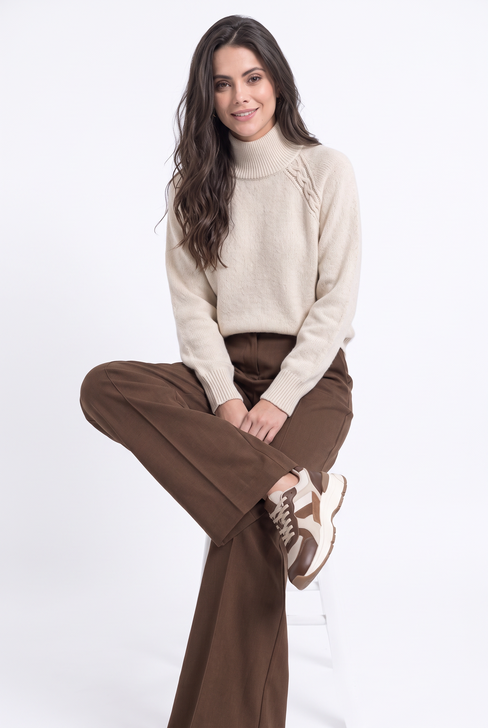Pull col montant torsadé 4 fils – Crème – Assuili