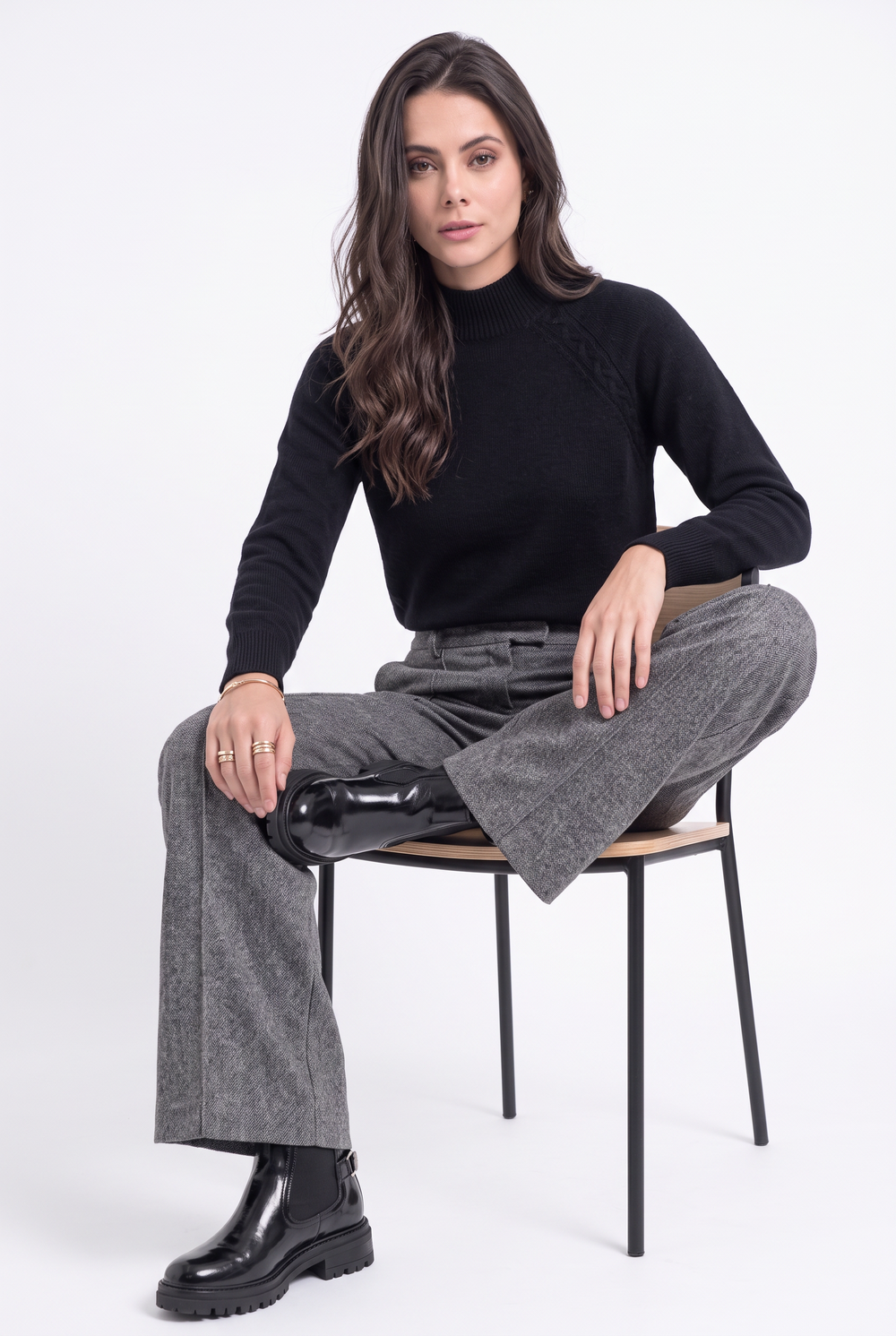 Pull col montant torsadé 4 fils – Noir – Assuili