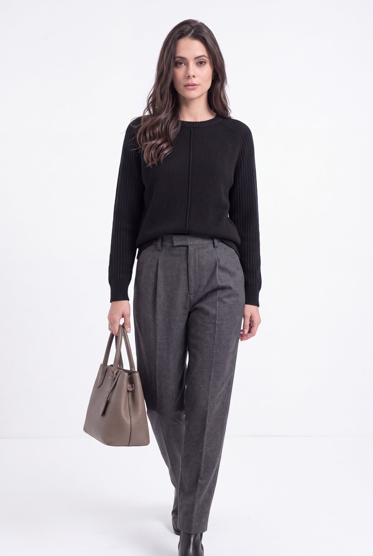 Pull col rond côtelé 2 fils – Noir – Assuili