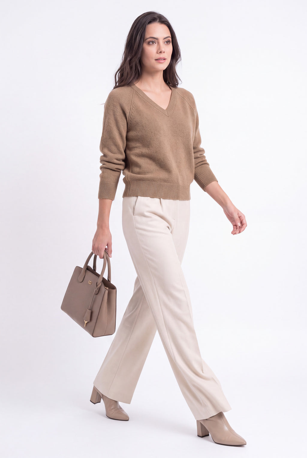 Pull col V manches raglan – Camel – Assuili
