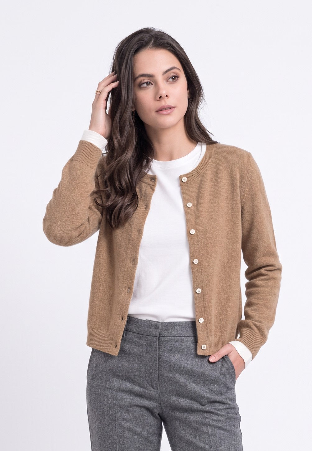 Two-tone, double-neck cardigan with long sleeves – Camel – Assuili