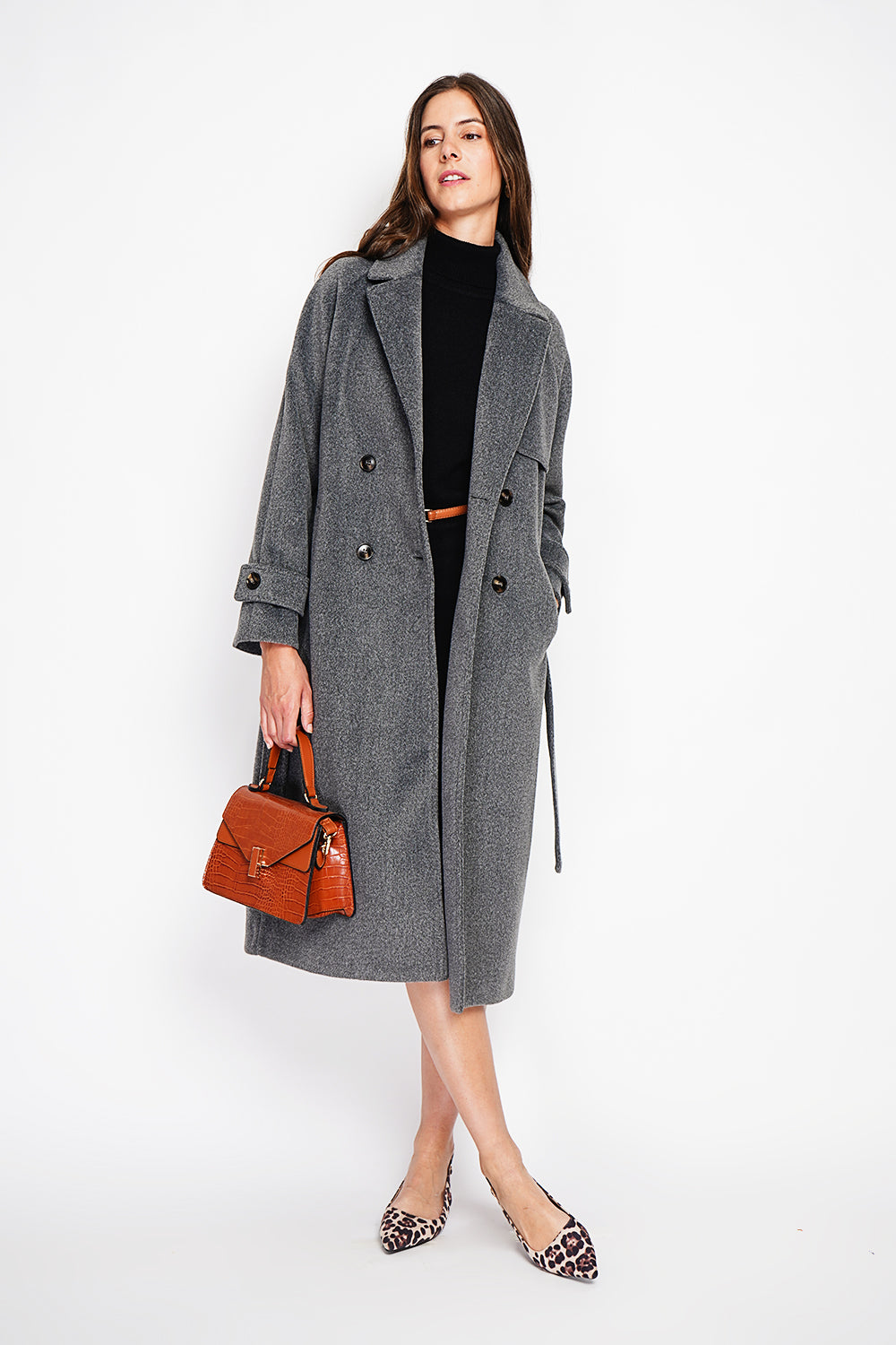 Manteau long oversize croisé à poches – Gris foncé – Assuili