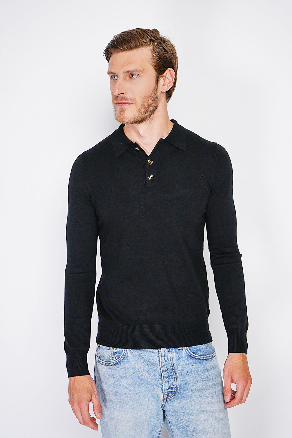 Polo collar sweater with buttons knitting in 3 threads with long sleeves