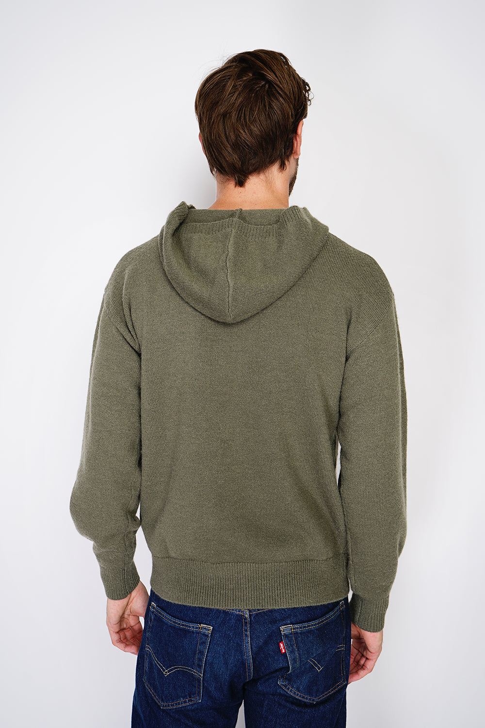 Wide, long-sleeved ribbed hooded sweater