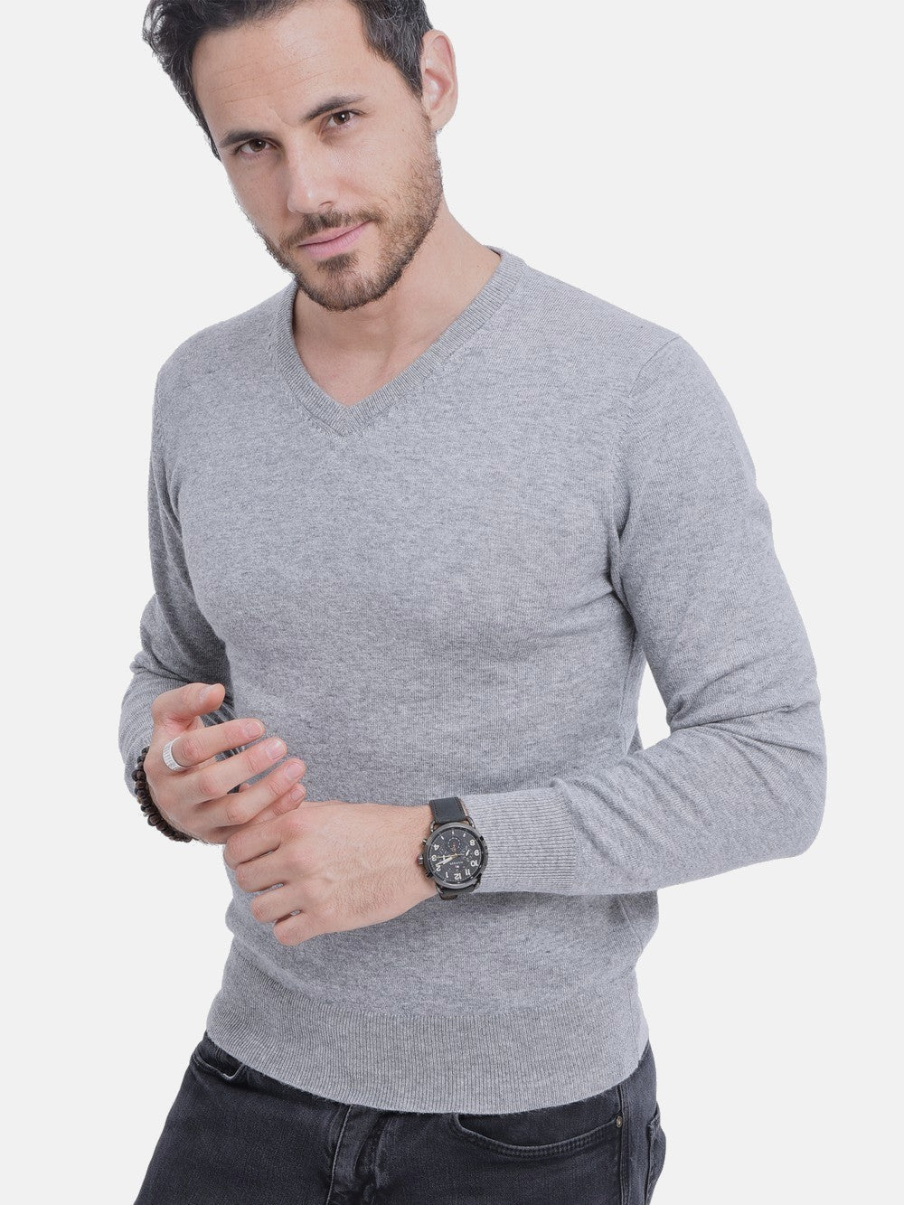 Classic V-neck sweater with long sleeves knitting in 2 threads