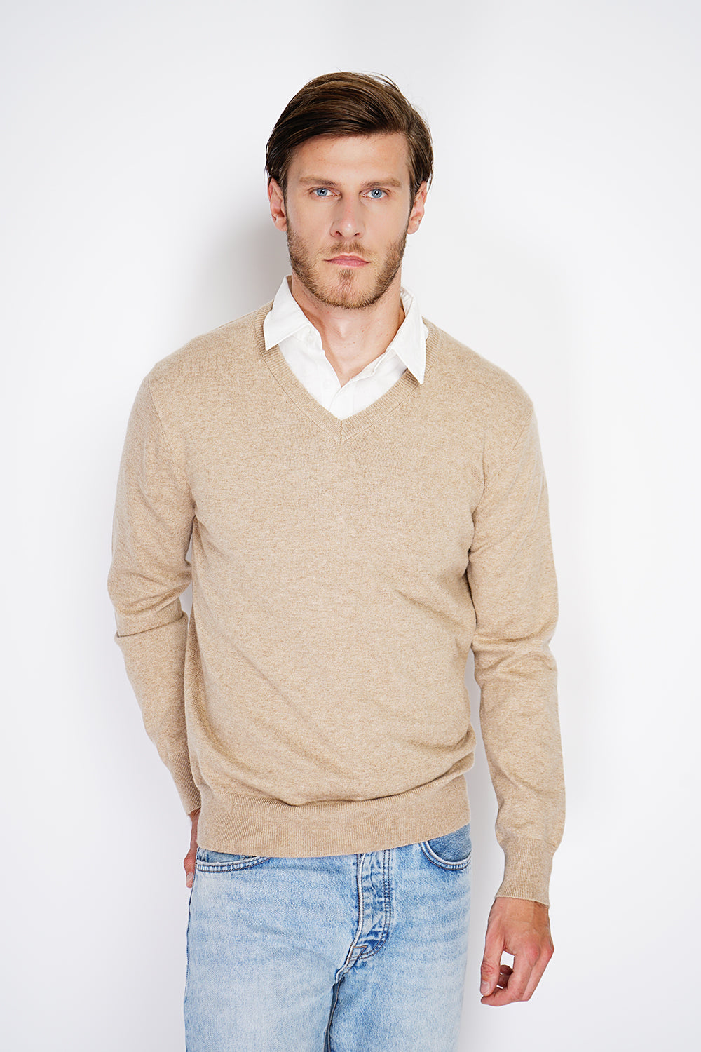 Classic V-neck sweater with long sleeves knitting in 2 threads