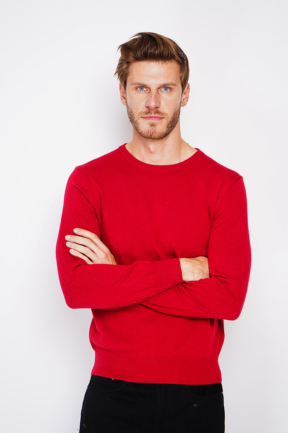 Classic crewneck sweater with long sleeves 2-ply knit
