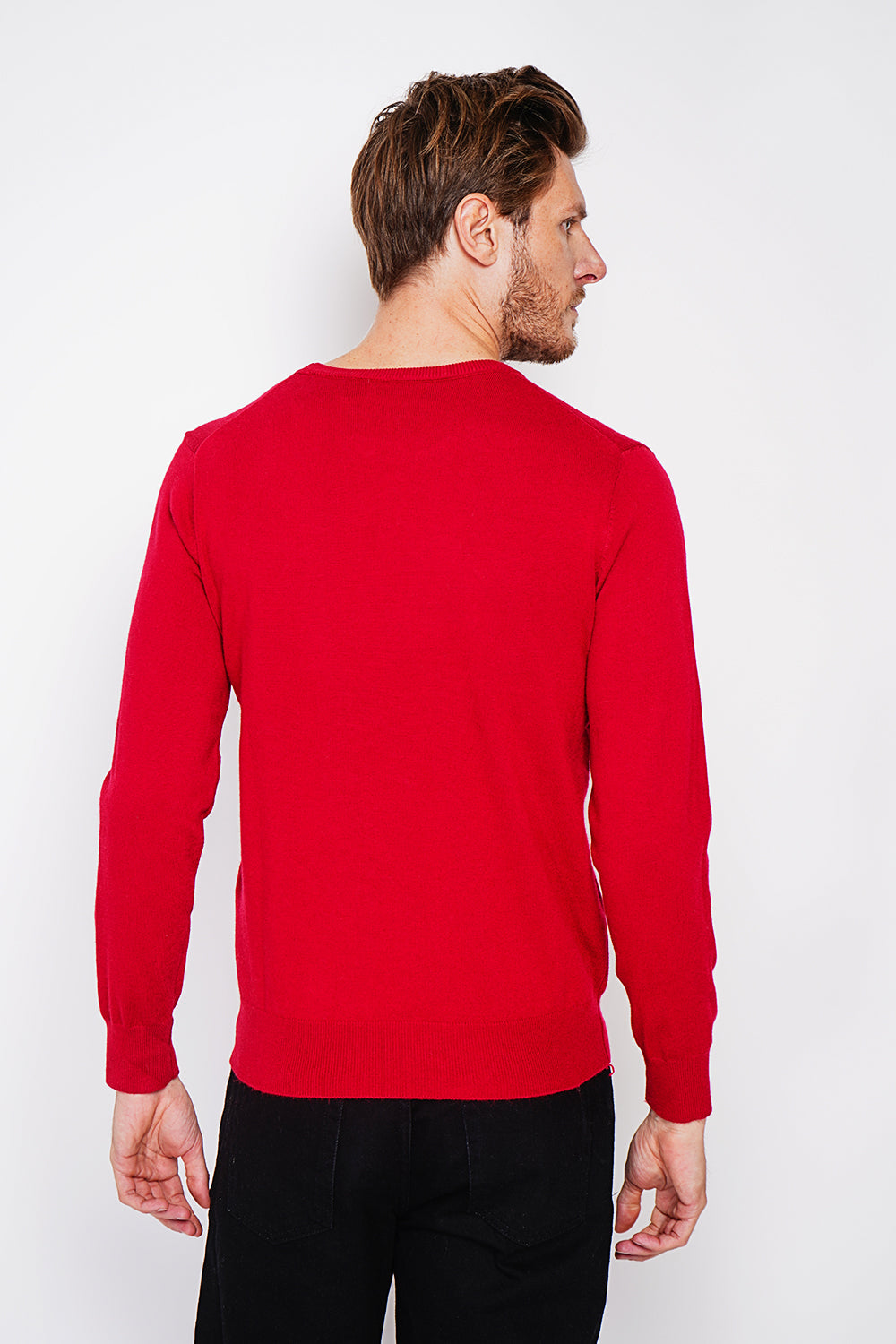 Classic crewneck sweater with long sleeves 2-ply knit