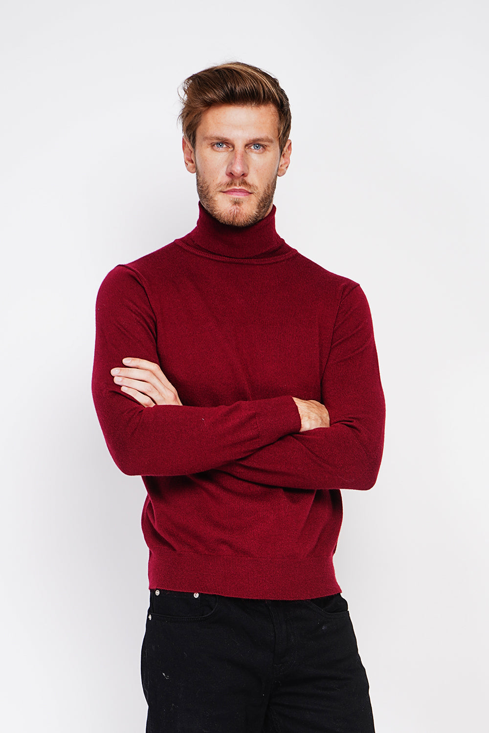 Classic turtleneck sweater with long sleeves knit in 2 threads