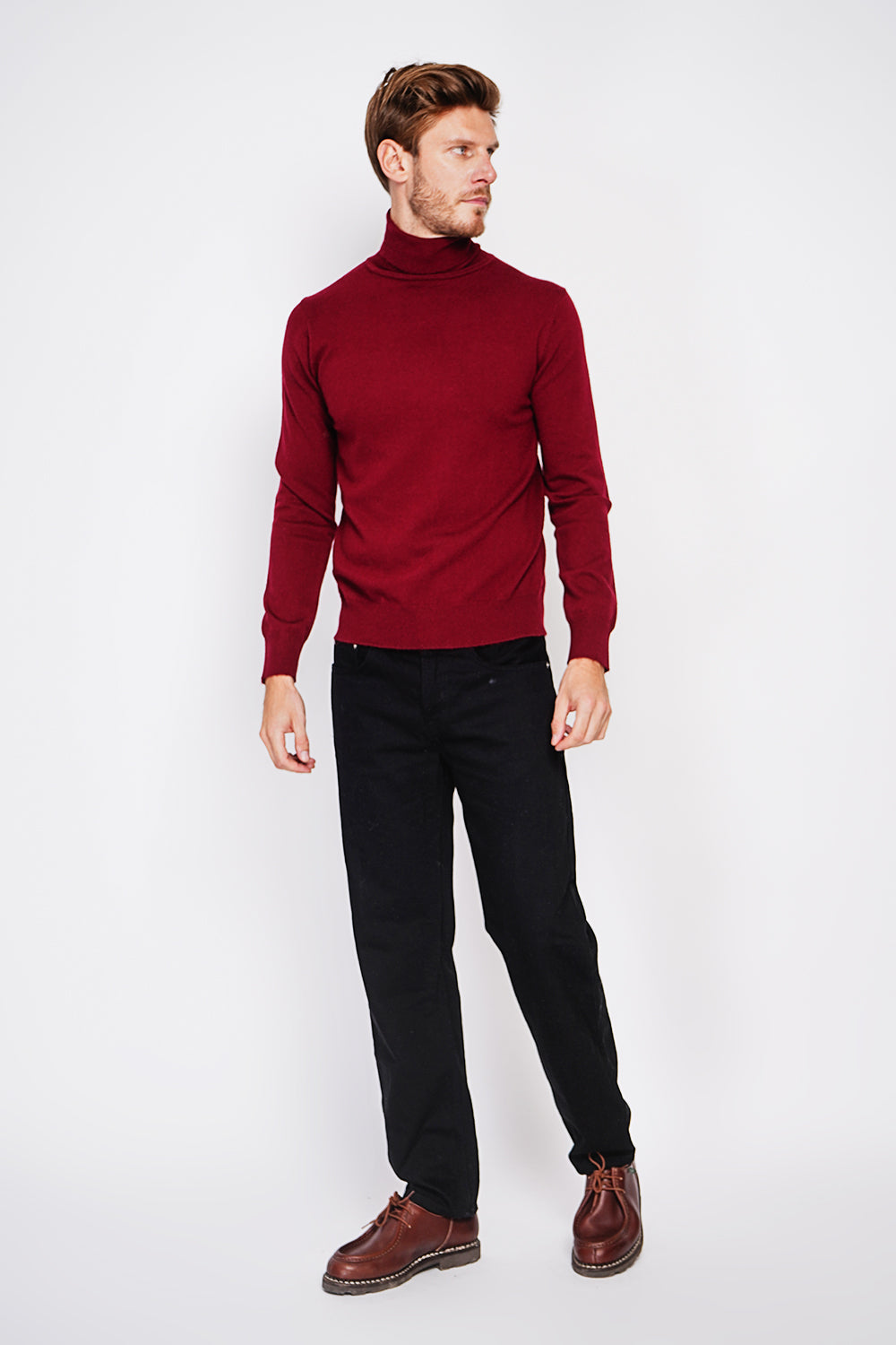 Classic turtleneck sweater with long sleeves knit in 2 threads