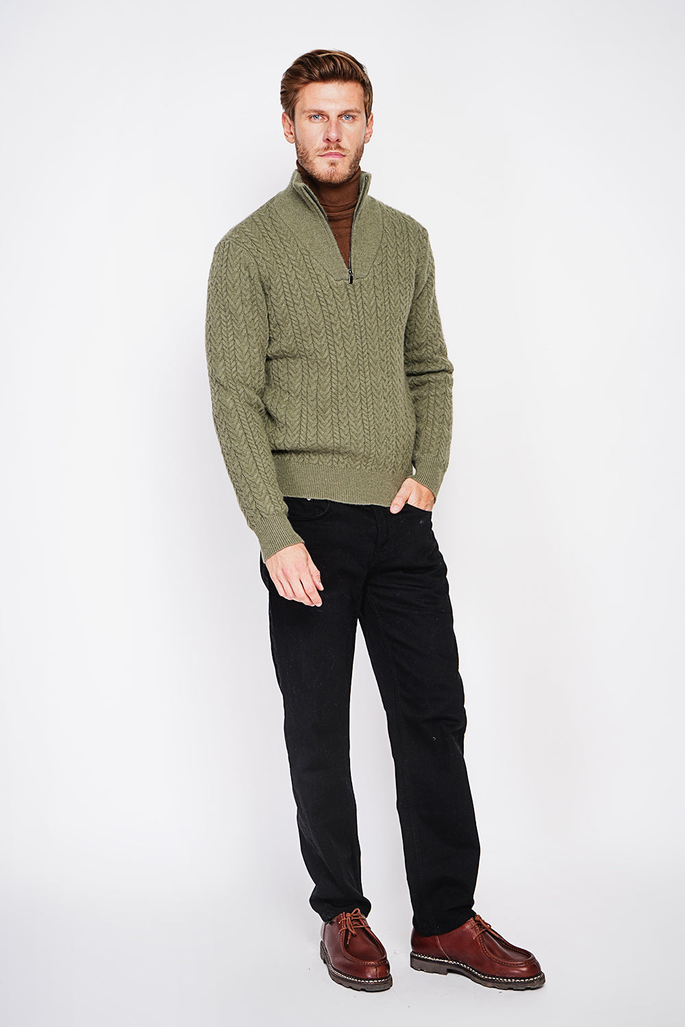 Fancy knit zipped trucker neck sweater with long sleeves