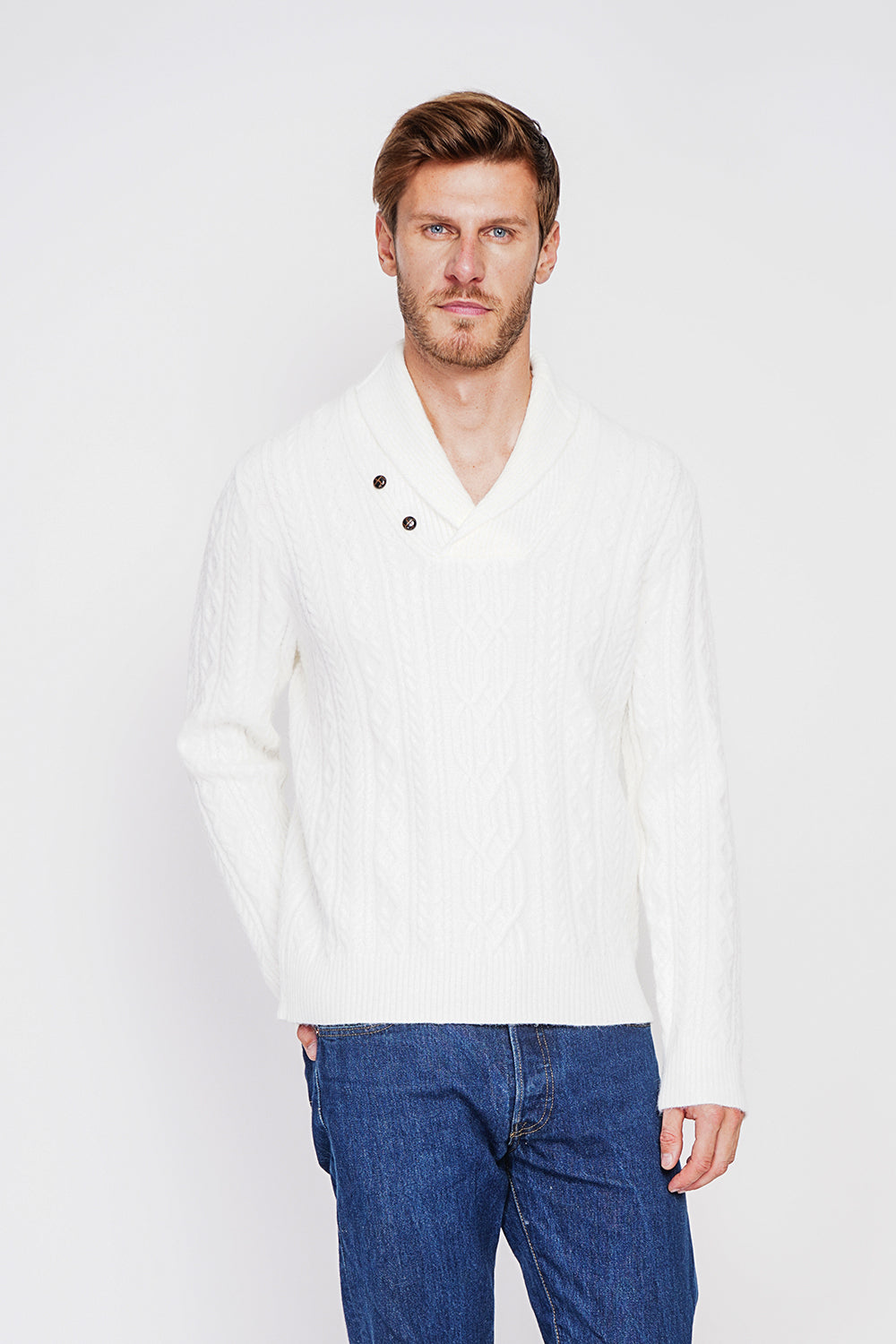 Pull col châle boutonné maille fantaisie – Blanc cassé – C&Jo