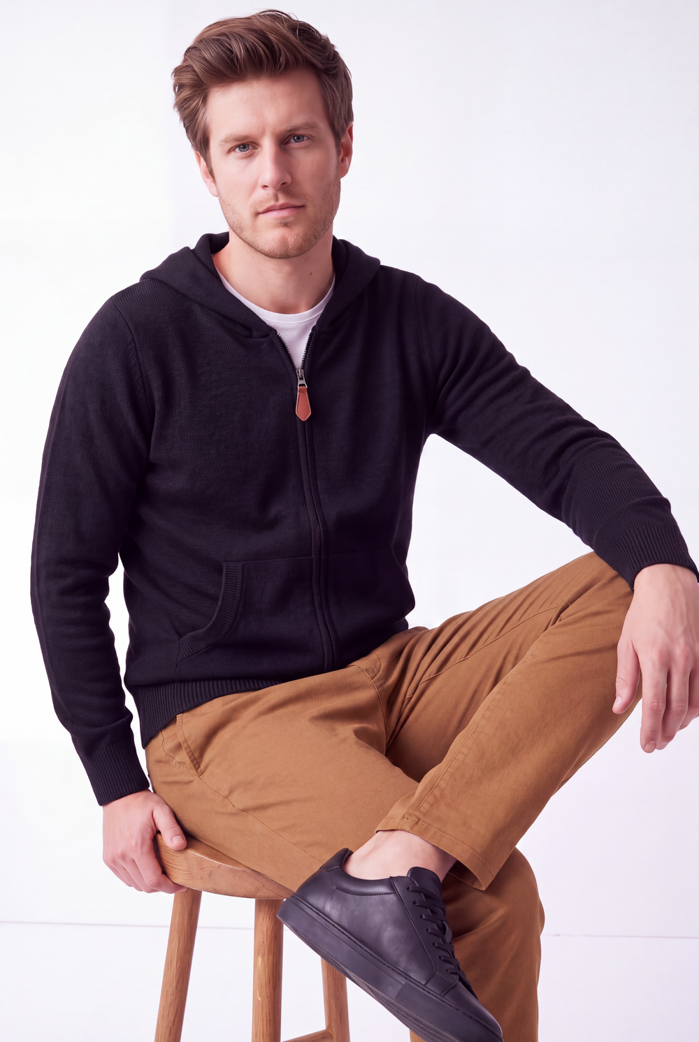 Gilet homme zippé à capuche – Noir – C&Jo