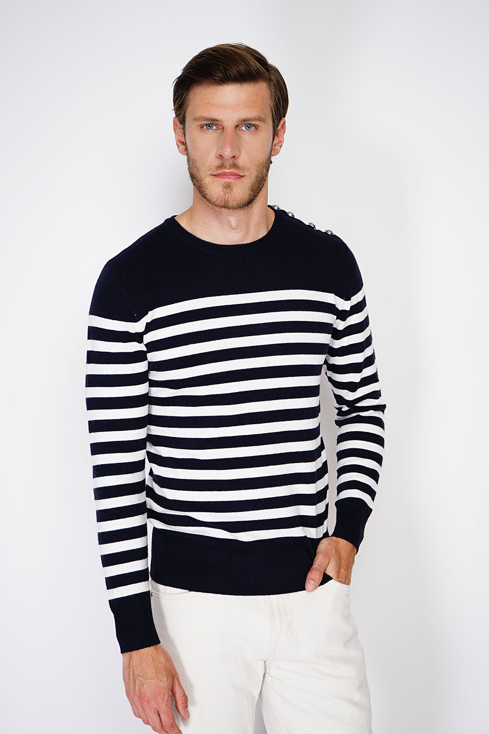 ROUND COLLAR SAILOR SWEATER WITH BUTTONS ON SHOULDER