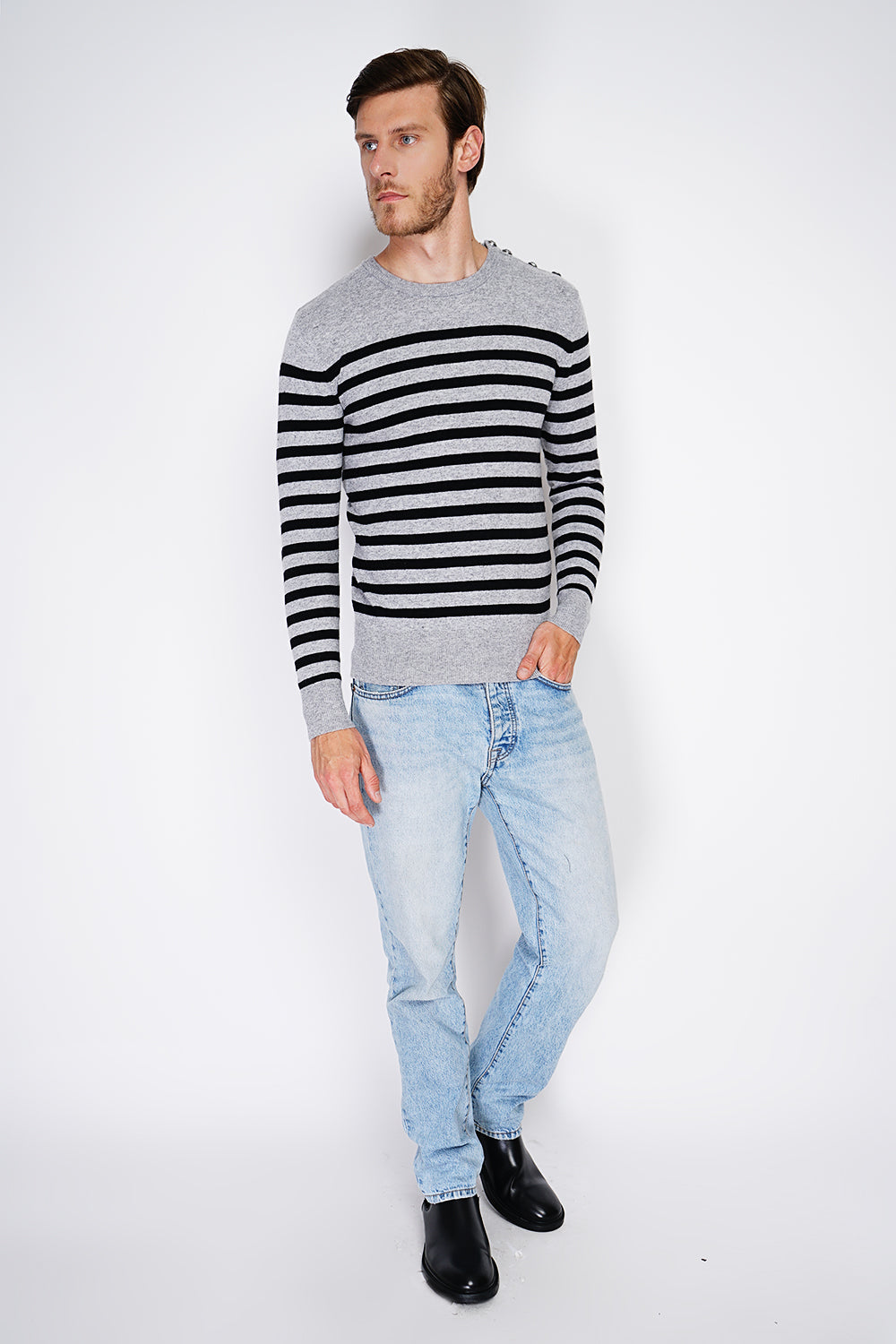 ROUND COLLAR SAILOR SWEATER WITH BUTTONS ON SHOULDER