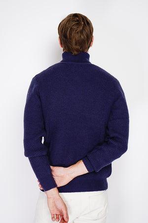 ROUND COLLAR SWEATER WITH HONEYCOMB KNITTING