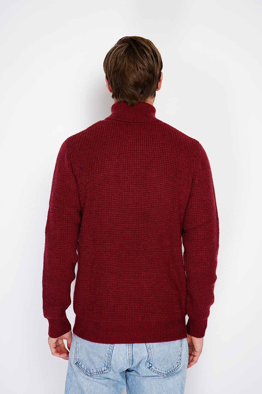 ROUND COLLAR SWEATER WITH HONEYCOMB KNITTING