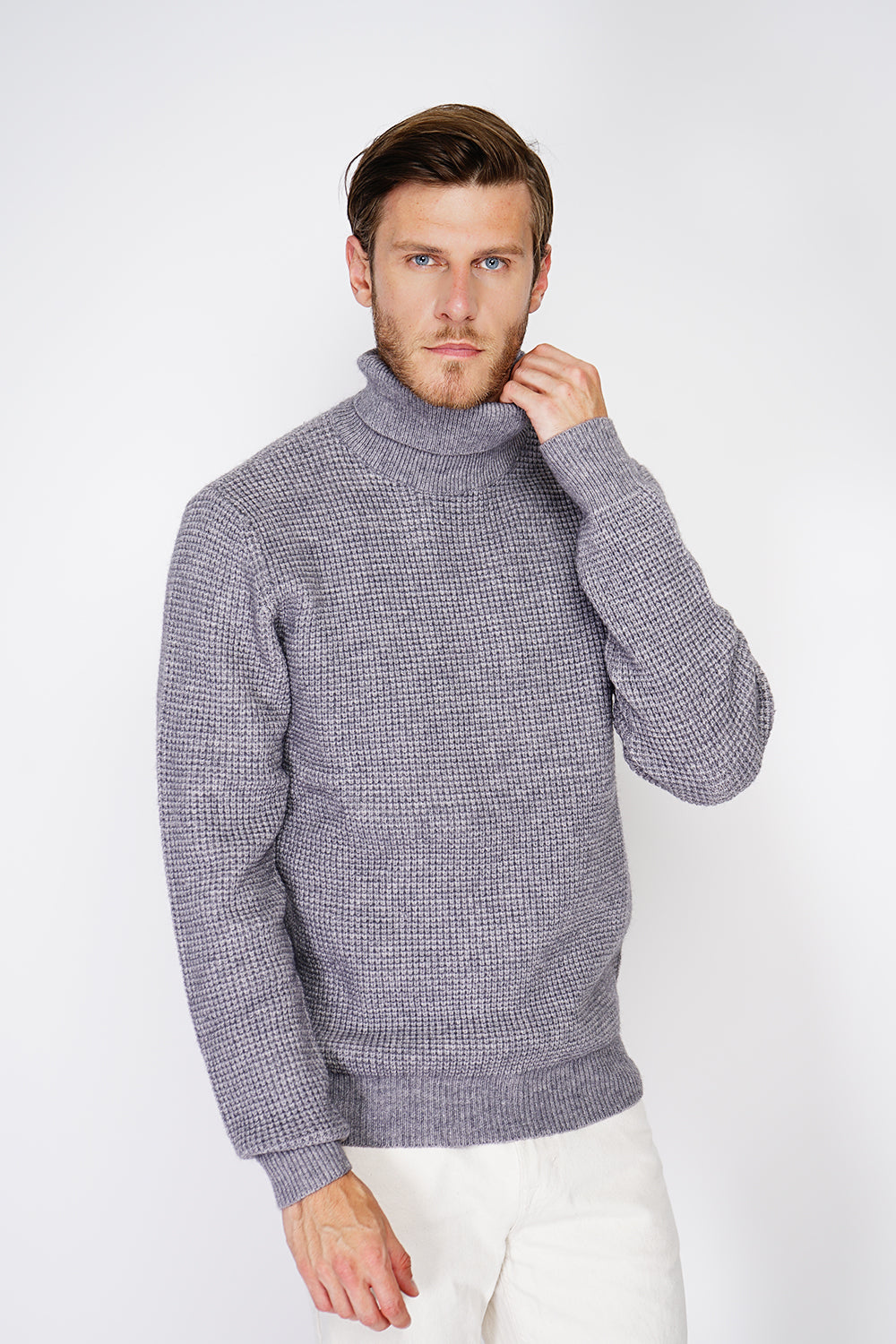 ROUND COLLAR SWEATER WITH HONEYCOMB KNITTING