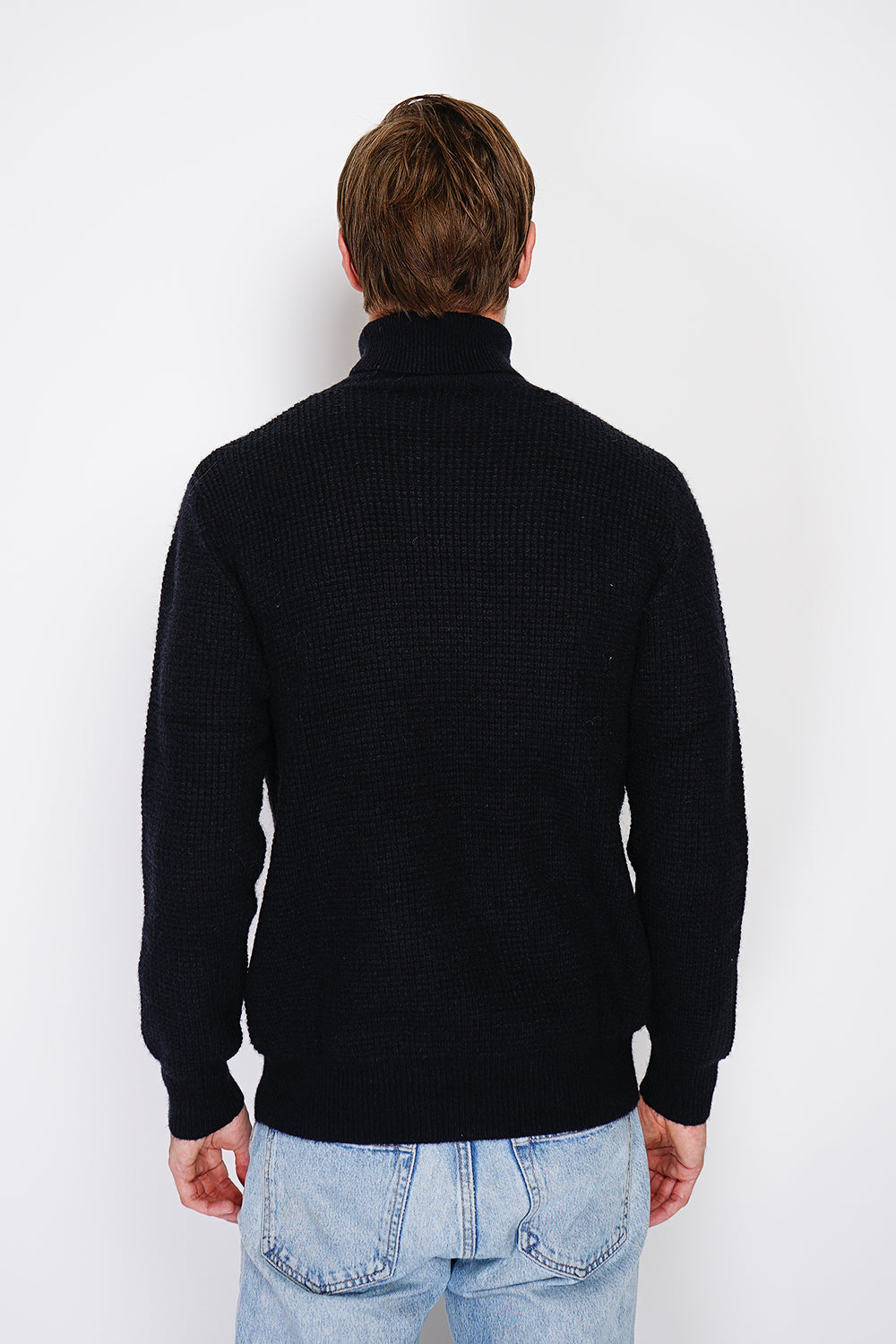 ROUND COLLAR SWEATER WITH HONEYCOMB KNITTING