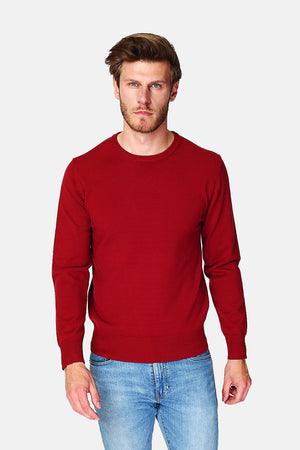 Classic crewneck sweater with long sleeves 3-ply knit