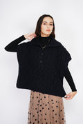 Pull large à capuche poche poitrine – Noir – C&Jo